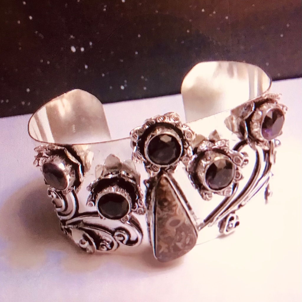 Turritella Amethyst 925 Sterling Silver Cuff Bracelet 115$